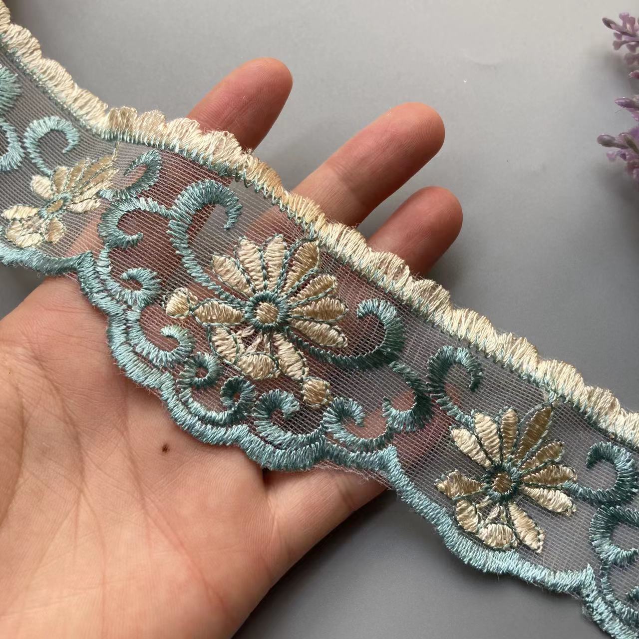 2 ヤードグリーン 5.5 センチメートルメッシュ刺繍レース - Home.Textiles Cushion のレビューと価格