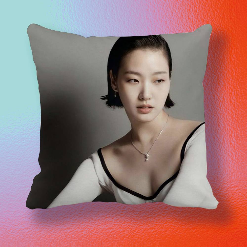 韓国俳優キム・ゴウンの枕カバー、高解像度デジタル印刷、鮮やか - Home Textiles Definition のレビューと価格